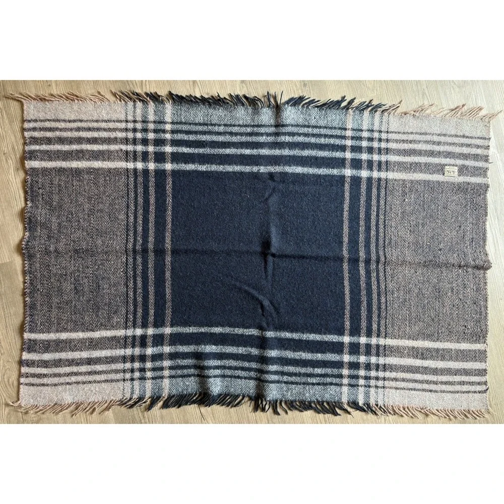 Vintage Avoca Handweavers Ireland 100% Wool Plaid Throw Blanket Shawl 36x57 Blue